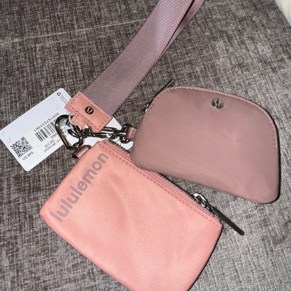 Lululemon dual pouch